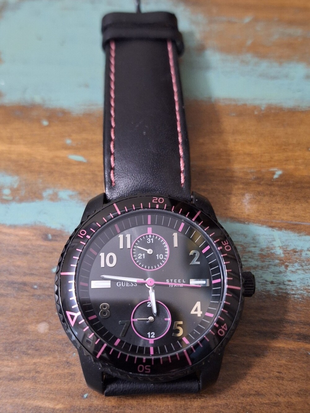 Guess Watch - Picture 2 of 11